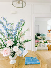 Load image into Gallery viewer, Ambrose Urn
