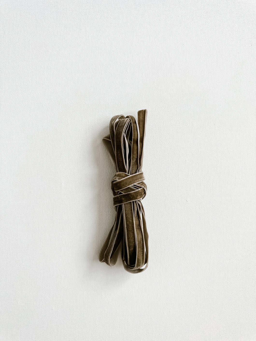 Velvet Ribbon: Brown, Thin